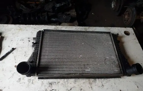 Volkswagen Golf Plus Coolant radiator