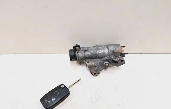 Audi A4 S4 B6 8E 8H Ignition lock 4B0905851C