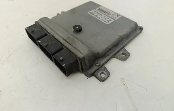 Infiniti Q50 Engine control unit/module BEM396000 NEC014039
