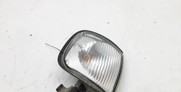 Citroen Berlingo Front indicator light