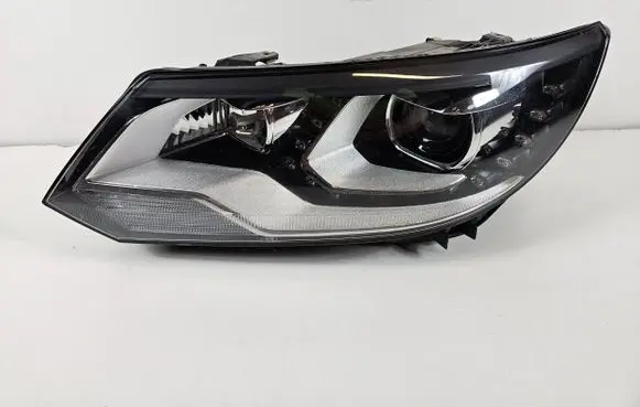 Volkswagen Tiguan Headlight/headlamp 5N1941033B