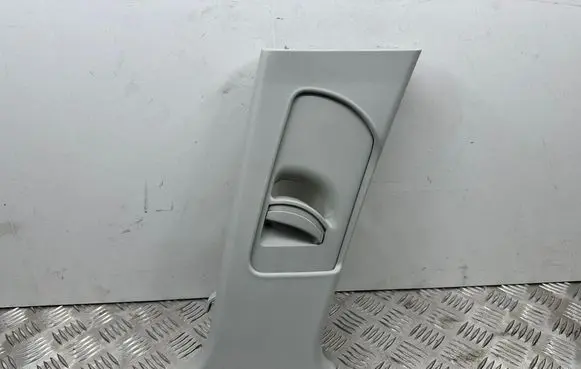 Skoda Octavia Mk2 (1Z) (B) pillar trim (top) 1Z0867294