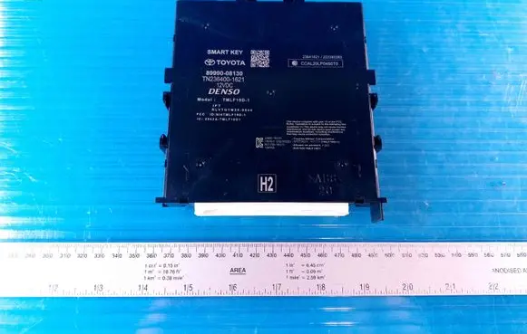 Toyota Sienna XL40 IV Keyless (KESSY) go control unit/module 8999008130 TN2364001621