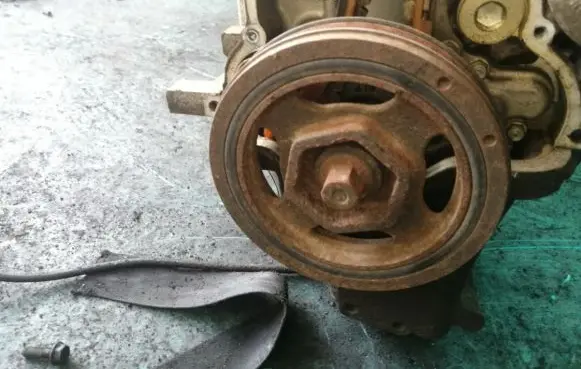 Crankshaft pulley