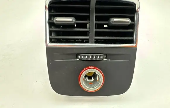 Audi A3 S3 8V Rear air vent grill 8V0857042