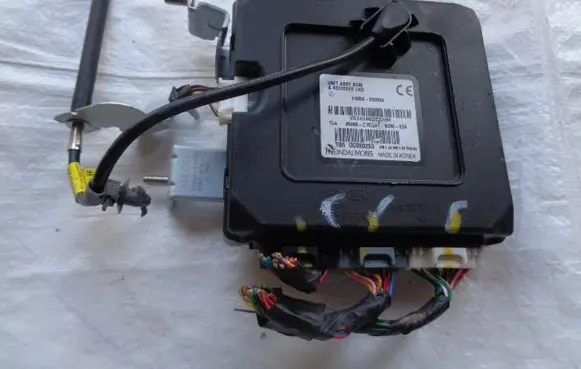 Hyundai Tucson TL BSM Control unit 95400D7BB0