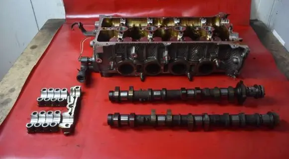 Mazda 3 I Engine head 