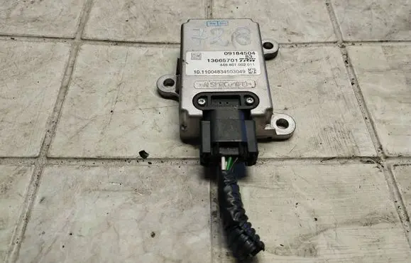 Opel Signum ESP acceleration yaw rate sensor 09184504 13665701 448801002011