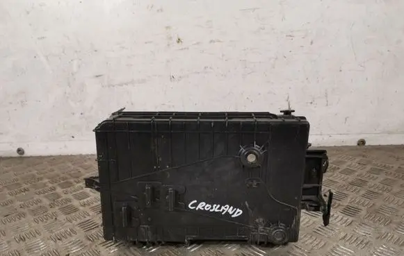 Opel Crossland X Battery tray 9801801880