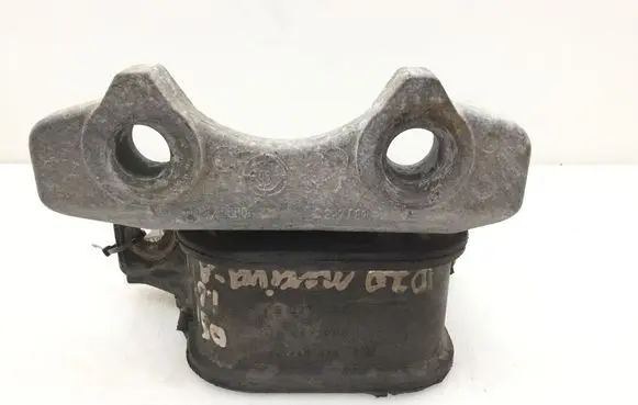 Opel Meriva A Engine mount bracket 9227880
