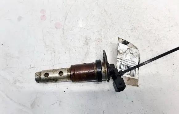 BMW 5 E60 E61 Camshaft vanos timing valve 