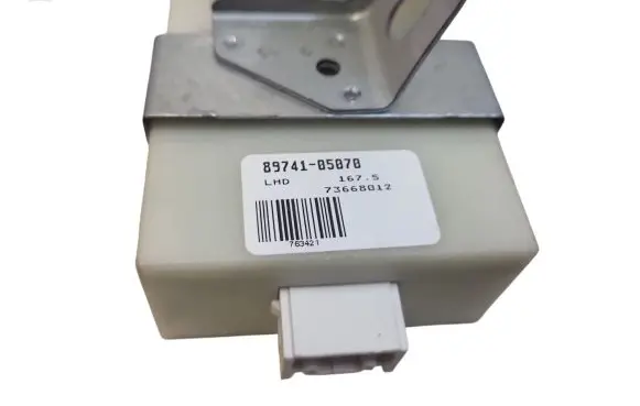 Toyota Avensis T250 Door control unit/module 8974105070