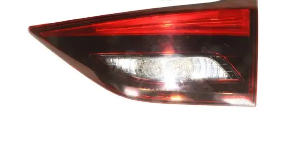 Toyota Avensis T270 Tailgate rear/tail lights