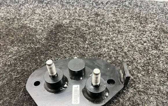 Mercedes-Benz GLC C254 Bracket in trunk/boot A2546103102