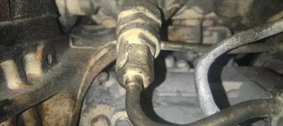 Nissan Almera Fuel injector