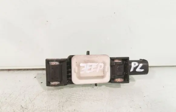 Jeep Grand Cherokee (WK) Airbag deployment crash/impact sensor 04671779AC
