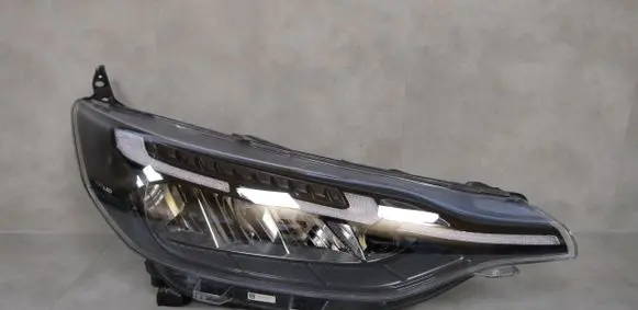 Ford Transit Custom II Headlight/headlamp PZ3113E014CB 149R006360 148R006360