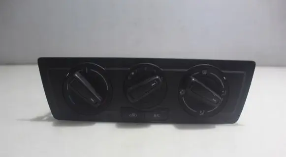 Seat Ibiza IV (6J,6P) Interior fan control switch E1081697