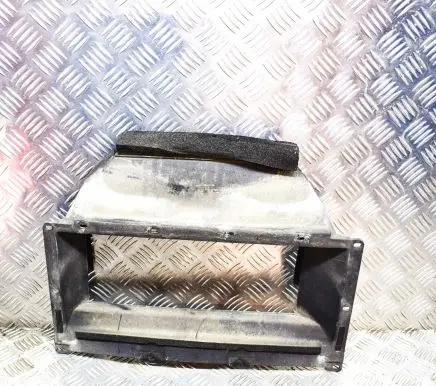 Subaru Outback Air intake duct part