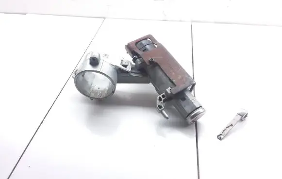 Opel Insignia A Ignition lock 13243373 25799293