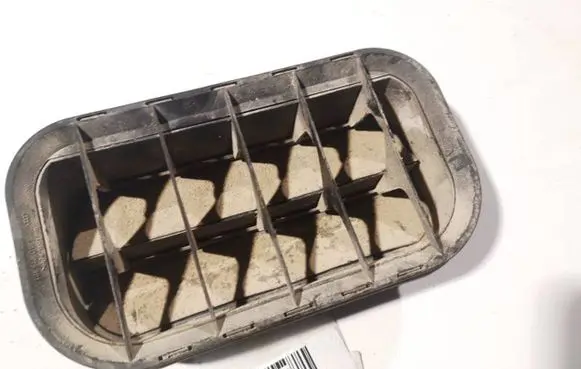 Audi A4 S4 B5 8D Air intake duct part 4a0819181