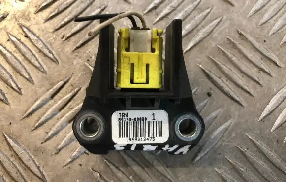 Toyota Yaris Airbag deployment crash/impact sensor 891730D020 1968212473
