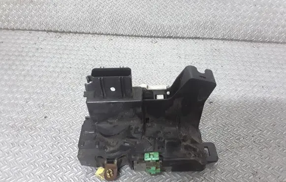 Jaguar S-Type Front door lock YW4A5421813