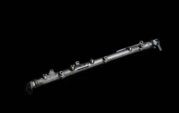 BMW 5 E60 E61 Fuel main line pipe 7799610