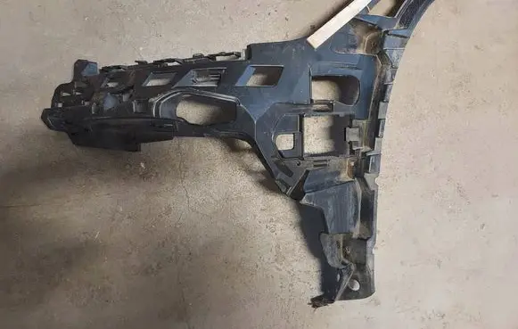 Mercedes-Benz AMG GT R190 C190 Front bumper mounting bracket A2908856300