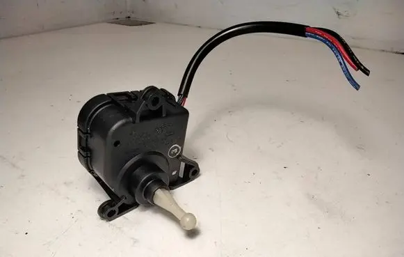 Seat Alhambra (Mk1) Headlight level adjustment motor 0307852312 7M0941295 VAD12V569