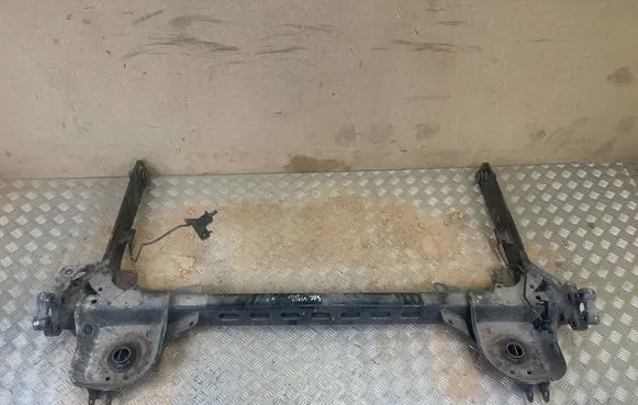 Renault Trafic III (X82) Rear axle beam 