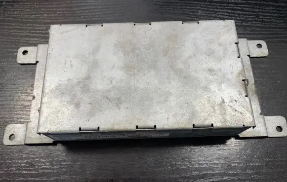 Mercedes-Benz C W203 Bluetooth control unit module 6975173