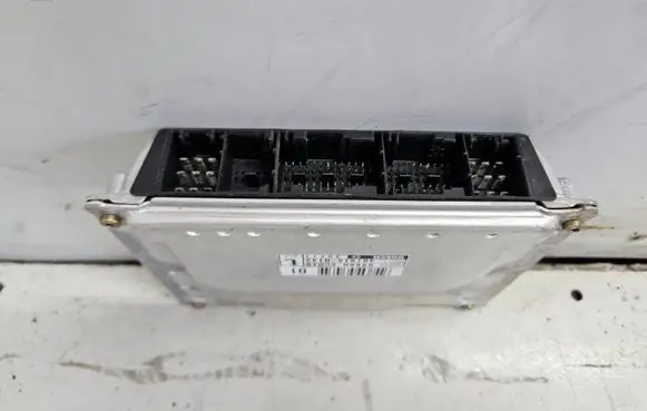 Toyota Yaris Engine control unit/module 0281011126
