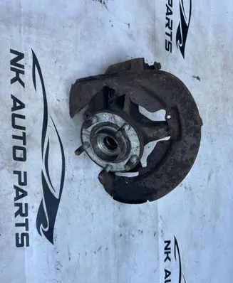 Volvo V50 Front wheel hub spindle knuckle 3M513K171