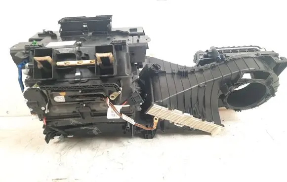 Audi A4 S4 B8 8K Interior heater climate box assembly 8K1820005AS