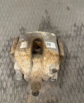 Volvo XC90 Rear brake caliper