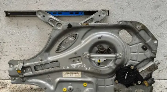 KIA Opirus Rear door window regulator with motor
