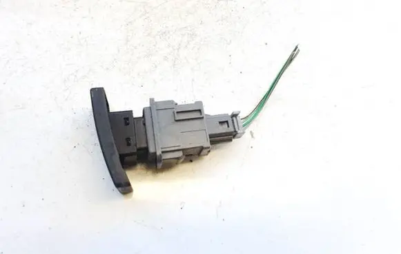 Toyota Avensis T270 Hazard light switch