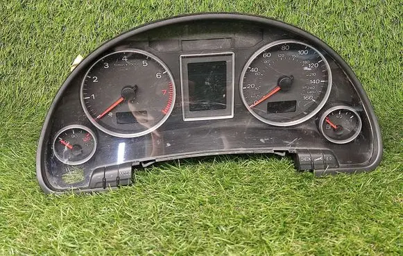 Speedometer (instrument cluster)
