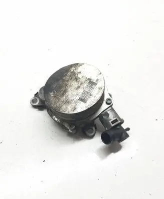 Nissan Qashqai Vacuum pump 146503760R