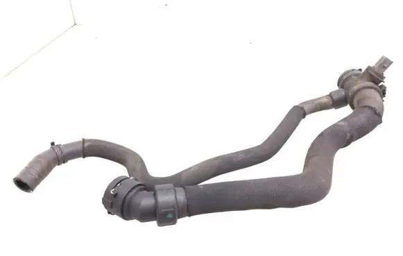 Audi A4 S4 B7 8E 8H Engine coolant pipe/hose 8E0121049