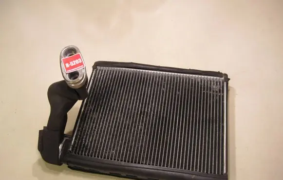 Audi A6 S6 C6 4F Air conditioning (A/C) radiator (interior) 