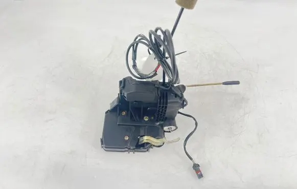 Mercedes-Benz CLK A209 C209 Front door lock 2097200135