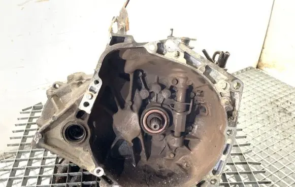 Toyota Aygo AB10 Manual 5 speed gearbox 20TT01
