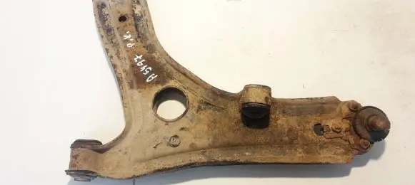 Volkswagen Golf III Front lower control arm/wishbone