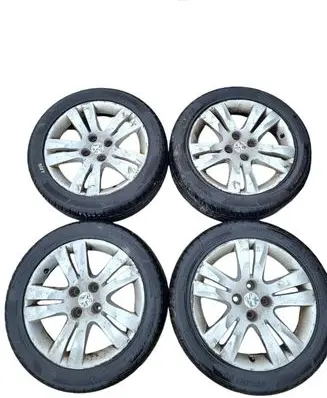 Peugeot 5008 R17 alloy rim 