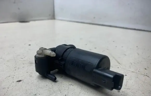 Citroen C5 Windscreen/windshield washer pump 286203634
