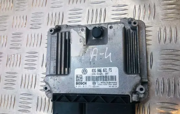 Volkswagen Eos Engine control unit/module 03G906021