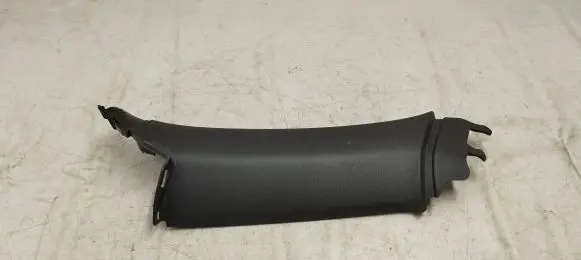 Volvo XC60 (D) pillar trim (bottom) 31479013 31426888