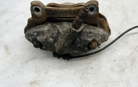 Mercedes-Benz CLK A209 C209 Front brake caliper